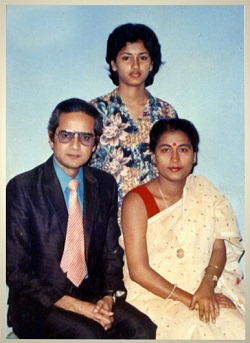 rachana with parents